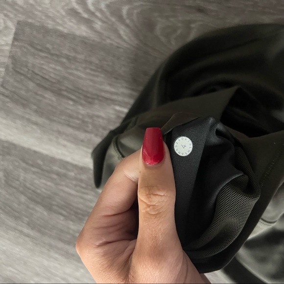 Lululemon Army Green Leggings - Picture 4 of 7